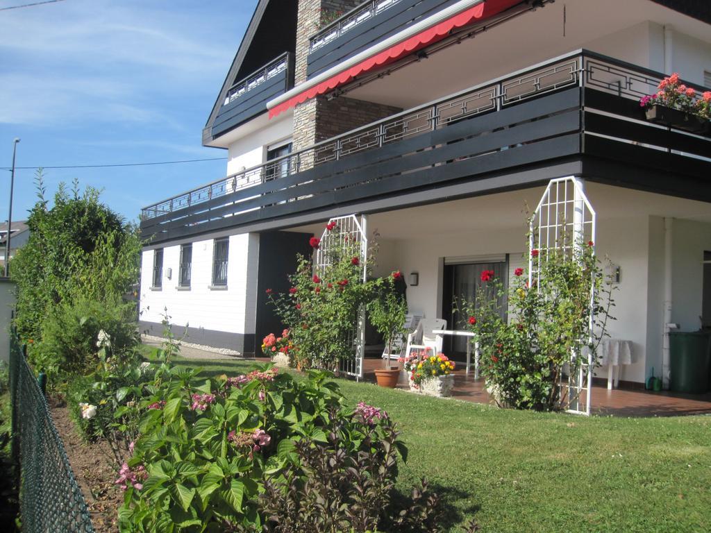 Ferienwohnung Sonneck Bullay Exterior foto