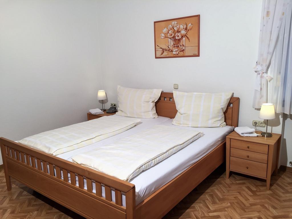 Ferienwohnung Sonneck Bullay Exterior foto